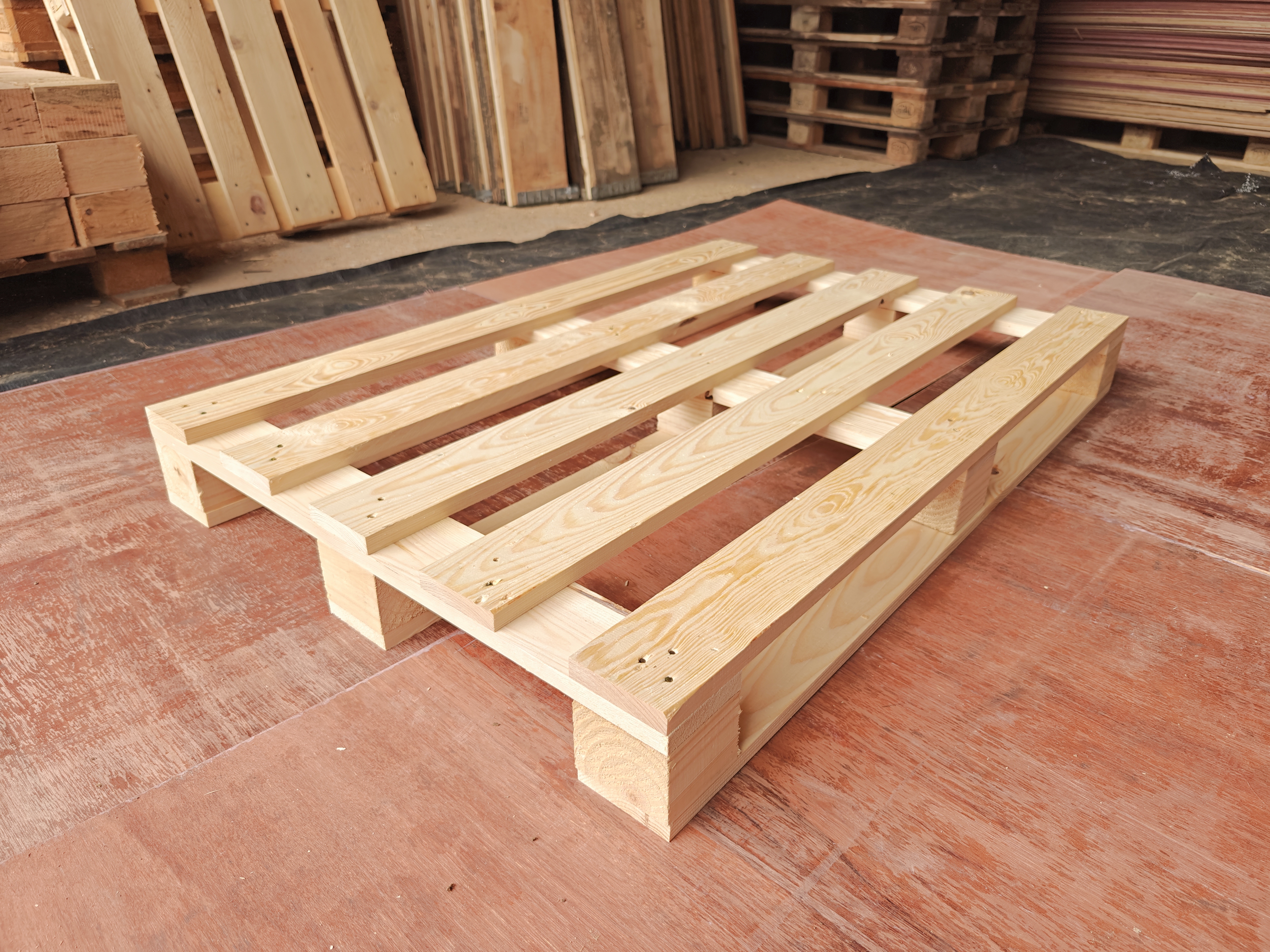 Custom size pinewood pallet 1200x800mm